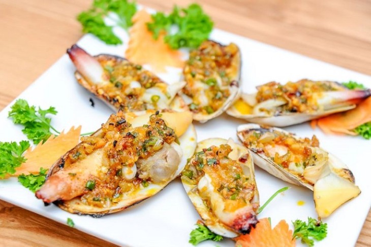 Discover The 7 Must-try Dishes In Cat Ba, Viet Nam Discover The 7 Must-try Dishes In Cat Ba, Viet Nam